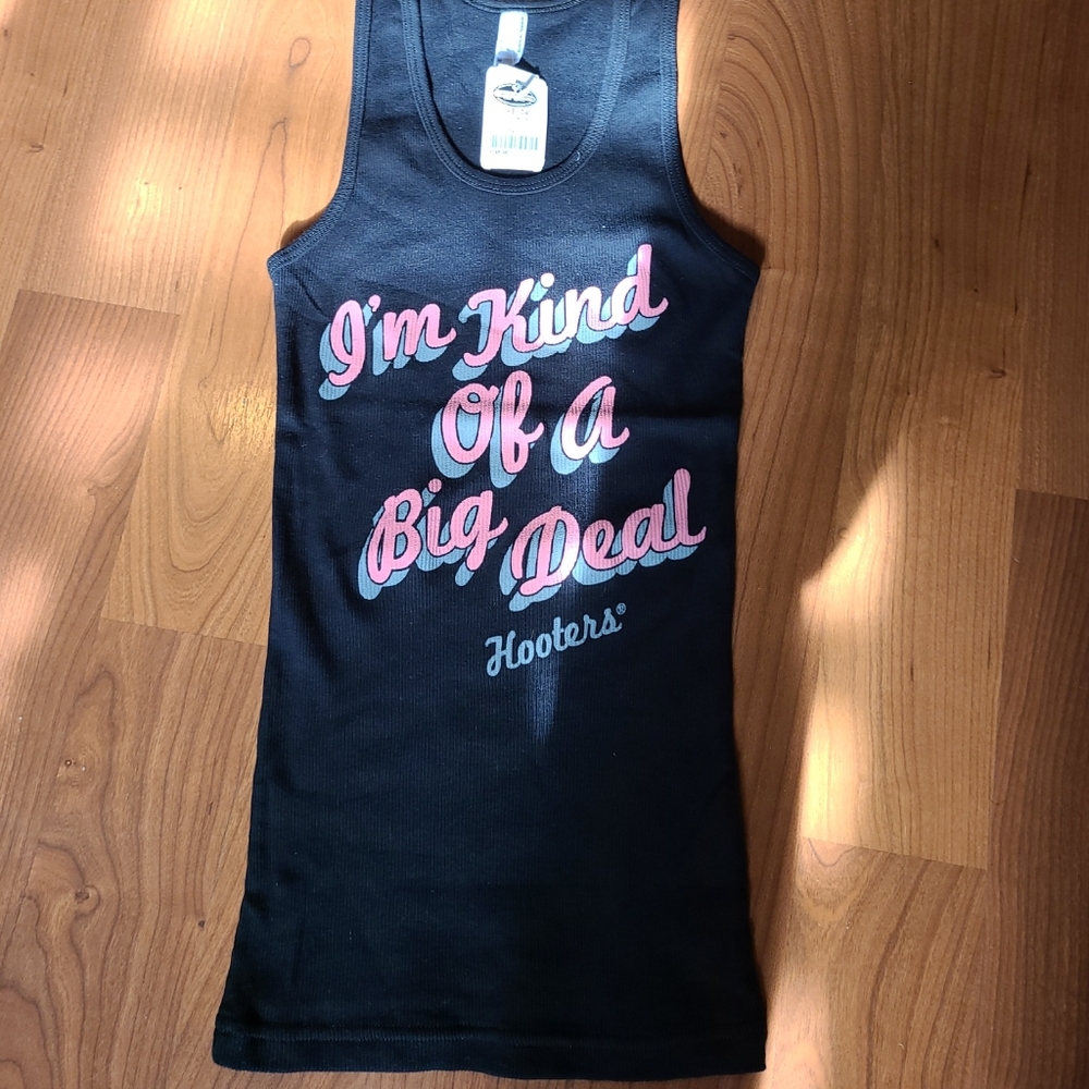 NWT Hooters black ribbed tank top - Picture 11 of 15